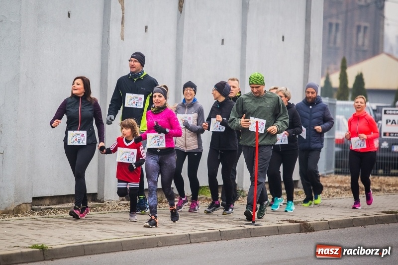 Zdjęcie w galerii na portalu naszraciborz.pl: Blisko trzystu uczestników Biegu dla Ani FOTO i WIDEO wiadomości z regionu