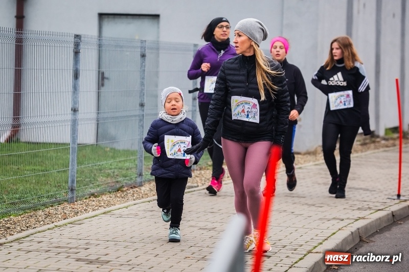 Zdjęcie w galerii na portalu naszraciborz.pl: Blisko trzystu uczestników Biegu dla Ani FOTO i WIDEO wiadomości z regionu