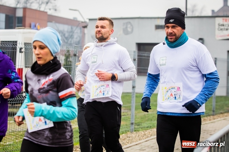 Zdjęcie w galerii na portalu naszraciborz.pl: Blisko trzystu uczestników Biegu dla Ani FOTO i WIDEO wiadomości z regionu