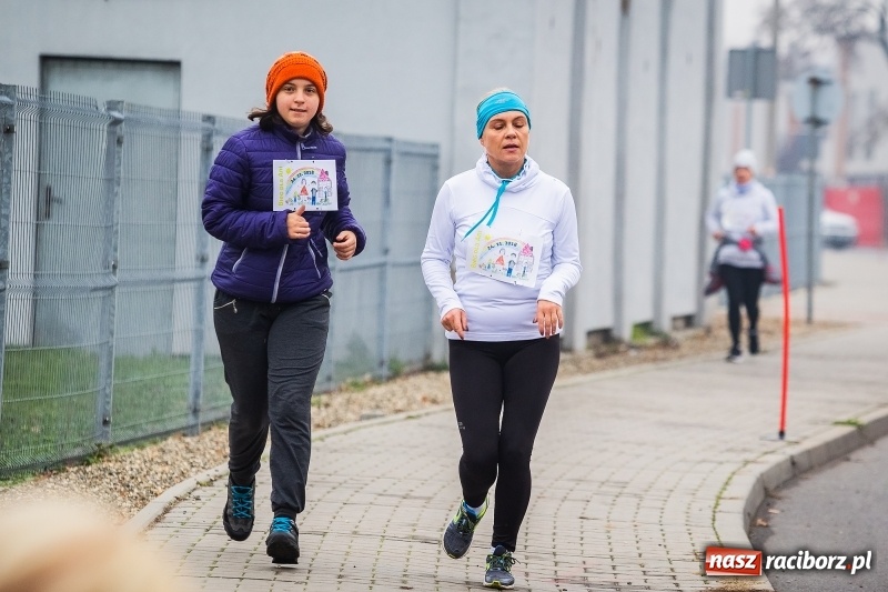 Zdjęcie w galerii na portalu naszraciborz.pl: Blisko trzystu uczestników Biegu dla Ani FOTO i WIDEO wiadomości z regionu