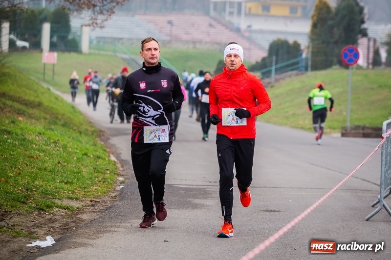 Zdjęcie w galerii na portalu naszraciborz.pl: Blisko trzystu uczestników Biegu dla Ani FOTO i WIDEO wiadomości z regionu