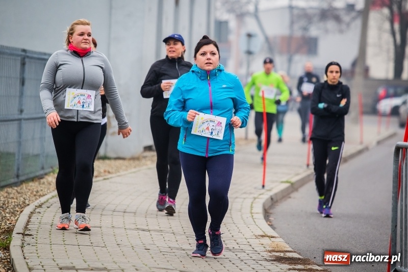 Zdjęcie w galerii na portalu naszraciborz.pl: Blisko trzystu uczestników Biegu dla Ani FOTO i WIDEO wiadomości z regionu