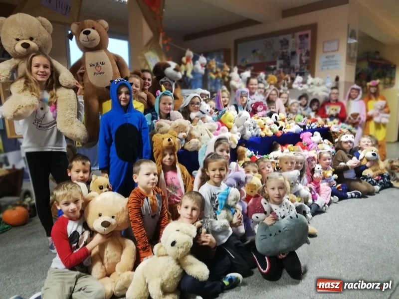 Zdjęcie w galerii na portalu naszraciborz.pl: Dzień Pluszowego Misia w Tworkowie  wiadomości z regionu