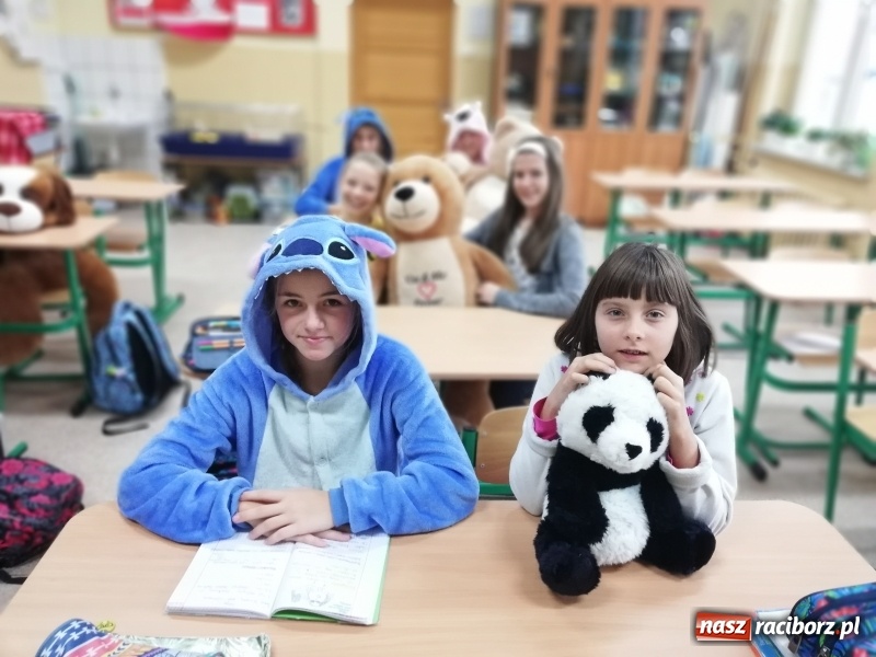 Zdjęcie w galerii na portalu naszraciborz.pl: Dzień Pluszowego Misia w Tworkowie  wiadomości z regionu