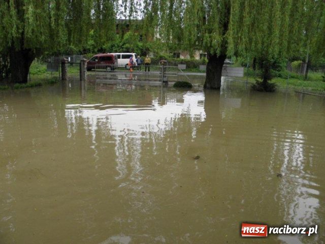 Zdjęcie w galerii na portalu naszraciborz.pl: Staltech drugi raz zalany wiadomości z regionu