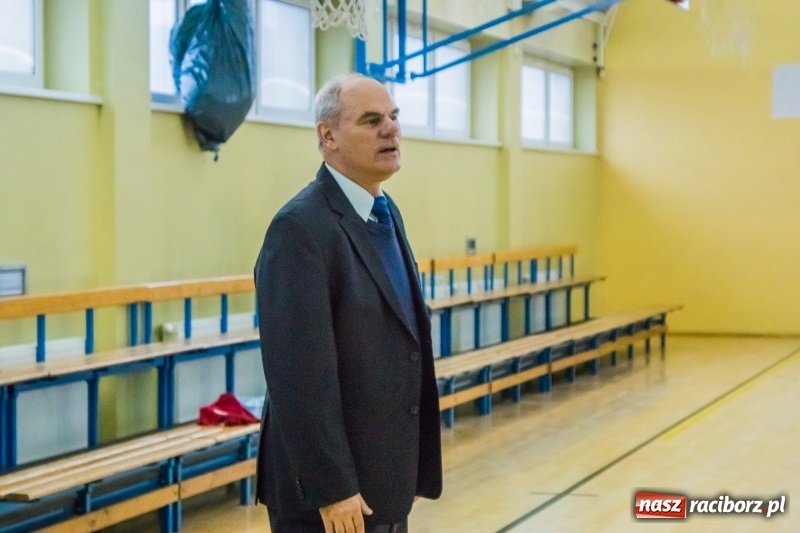 Zdjęcie w galerii na portalu naszraciborz.pl: III Memoriał im. Jana Staniendy. Sędziowie Podokręgu Racibórz obronili trofeum wiadomości z regionu