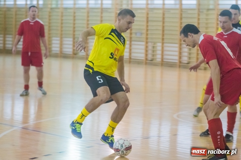 Zdjęcie w galerii na portalu naszraciborz.pl: III Memoriał im. Jana Staniendy. Sędziowie Podokręgu Racibórz obronili trofeum wiadomości z regionu