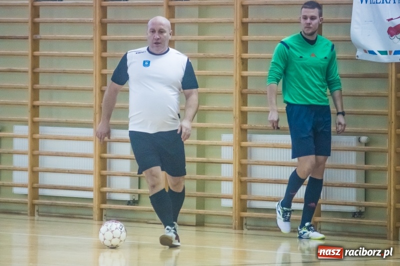 Zdjęcie w galerii na portalu naszraciborz.pl: III Memoriał im. Jana Staniendy. Sędziowie Podokręgu Racibórz obronili trofeum wiadomości z regionu