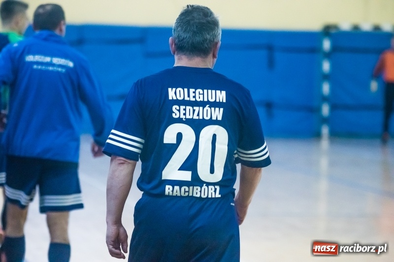 Zdjęcie w galerii na portalu naszraciborz.pl: III Memoriał im. Jana Staniendy. Sędziowie Podokręgu Racibórz obronili trofeum wiadomości z regionu