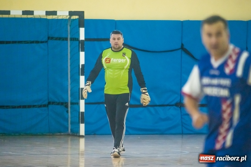 Zdjęcie w galerii na portalu naszraciborz.pl: III Memoriał im. Jana Staniendy. Sędziowie Podokręgu Racibórz obronili trofeum wiadomości z regionu