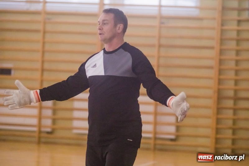 Zdjęcie w galerii na portalu naszraciborz.pl: III Memoriał im. Jana Staniendy. Sędziowie Podokręgu Racibórz obronili trofeum wiadomości z regionu