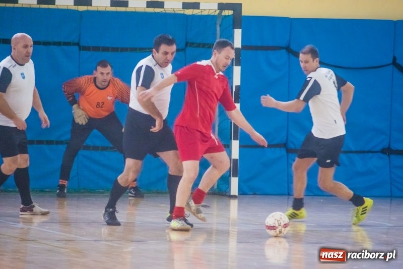 Zdjęcie w galerii na portalu naszraciborz.pl: III Memoriał im. Jana Staniendy. Sędziowie Podokręgu Racibórz obronili trofeum wiadomości z regionu