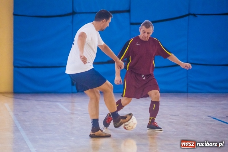 Zdjęcie w galerii na portalu naszraciborz.pl: III Memoriał im. Jana Staniendy. Sędziowie Podokręgu Racibórz obronili trofeum wiadomości z regionu