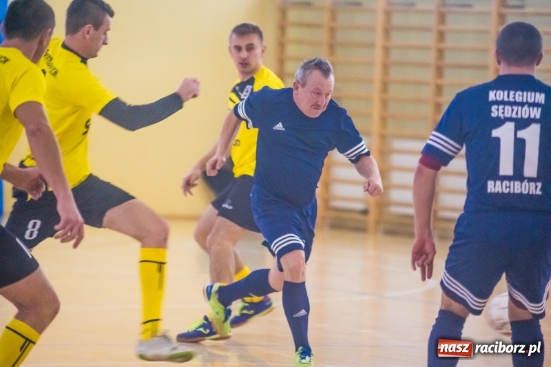 Zdjęcie w galerii na portalu naszraciborz.pl: III Memoriał im. Jana Staniendy. Sędziowie Podokręgu Racibórz obronili trofeum wiadomości z regionu