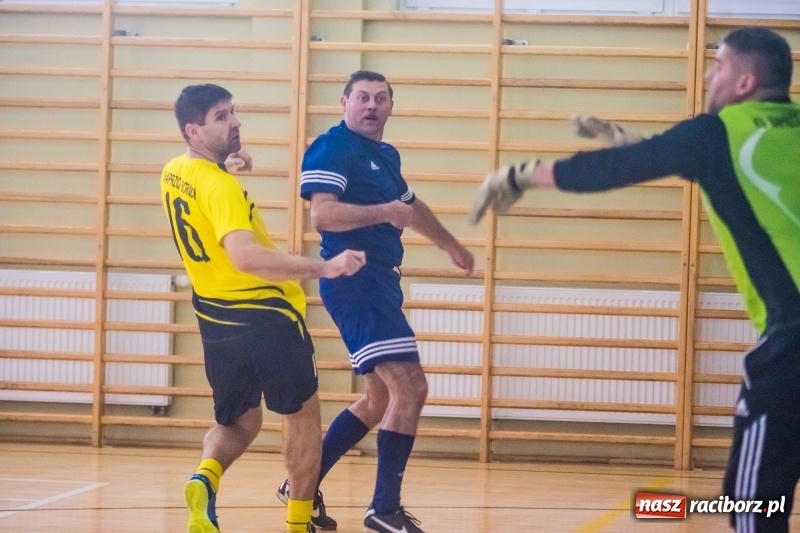 Zdjęcie w galerii na portalu naszraciborz.pl: III Memoriał im. Jana Staniendy. Sędziowie Podokręgu Racibórz obronili trofeum wiadomości z regionu