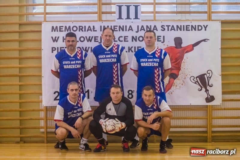 Zdjęcie w galerii na portalu naszraciborz.pl: III Memoriał im. Jana Staniendy. Sędziowie Podokręgu Racibórz obronili trofeum wiadomości z regionu