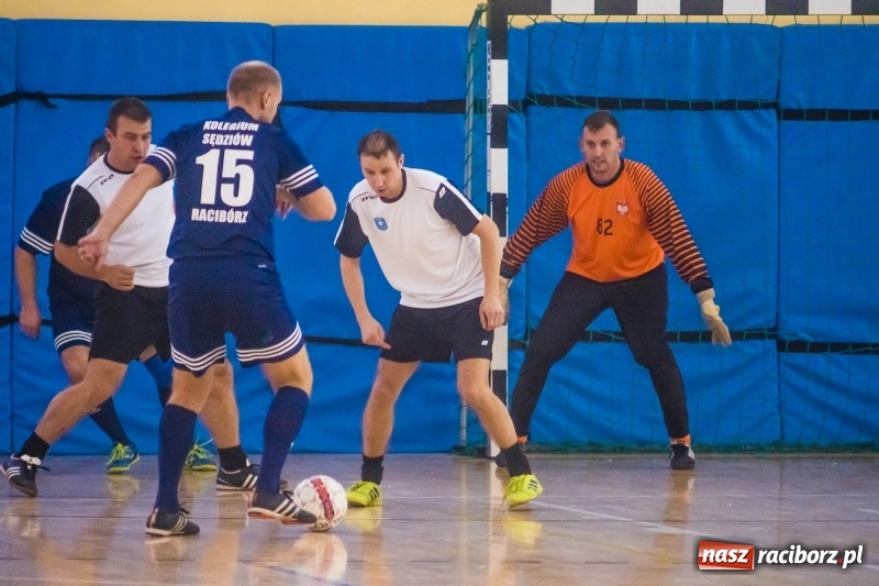 Zdjęcie w galerii na portalu naszraciborz.pl: III Memoriał im. Jana Staniendy. Sędziowie Podokręgu Racibórz obronili trofeum wiadomości z regionu