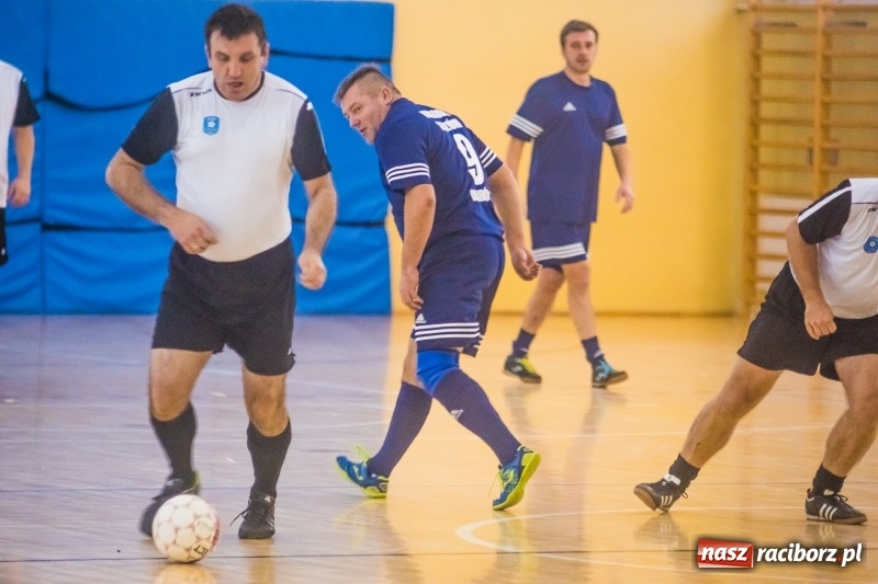 Zdjęcie w galerii na portalu naszraciborz.pl: III Memoriał im. Jana Staniendy. Sędziowie Podokręgu Racibórz obronili trofeum wiadomości z regionu