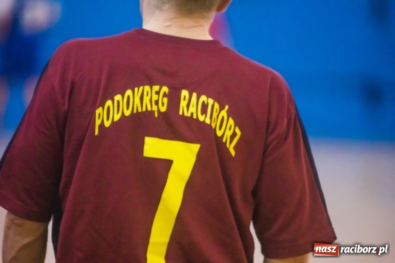 Zdjęcie w galerii na portalu naszraciborz.pl: III Memoriał im. Jana Staniendy. Sędziowie Podokręgu Racibórz obronili trofeum wiadomości z regionu