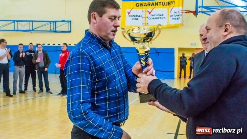 Zdjęcie w galerii na portalu naszraciborz.pl: III Memoriał im. Jana Staniendy. Sędziowie Podokręgu Racibórz obronili trofeum wiadomości z regionu