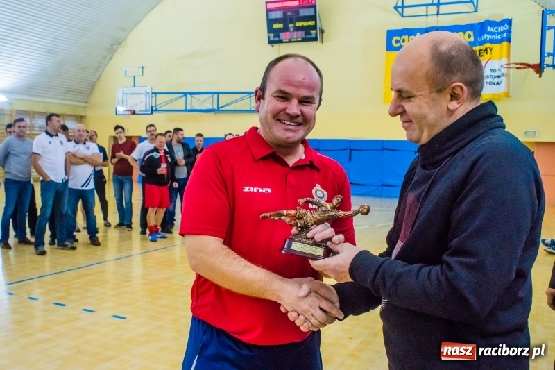 Zdjęcie w galerii na portalu naszraciborz.pl: III Memoriał im. Jana Staniendy. Sędziowie Podokręgu Racibórz obronili trofeum wiadomości z regionu