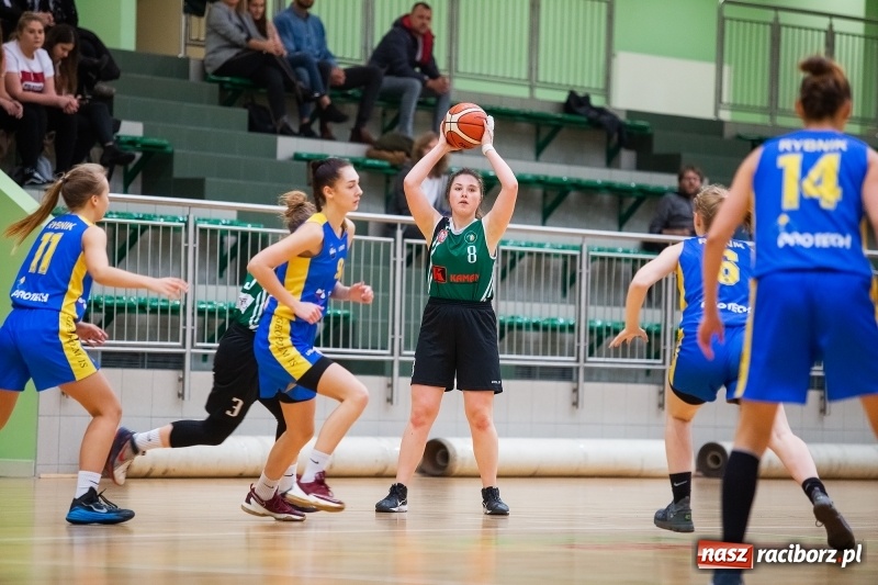 Zdjęcie w galerii na portalu naszraciborz.pl: Koszykarki RKK AZS znów poległy wiadomości z regionu