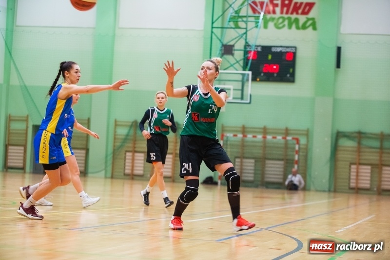 Zdjęcie w galerii na portalu naszraciborz.pl: Koszykarki RKK AZS znów poległy wiadomości z regionu