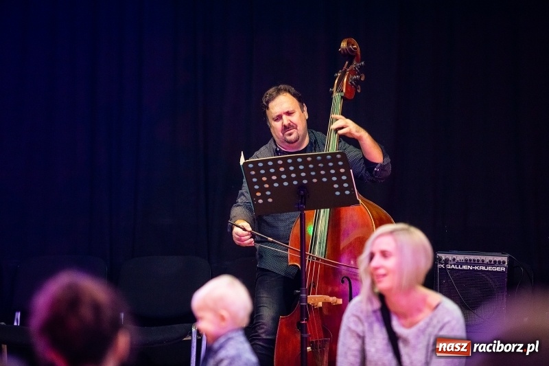 Zdjęcie w galerii na portalu naszraciborz.pl: Maluchy w Krainie Dźwięku - dookoła świata wiadomości z regionu