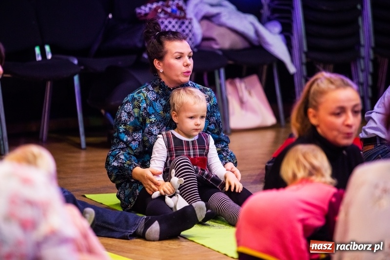 Zdjęcie w galerii na portalu naszraciborz.pl: Maluchy w Krainie Dźwięku - dookoła świata wiadomości z regionu