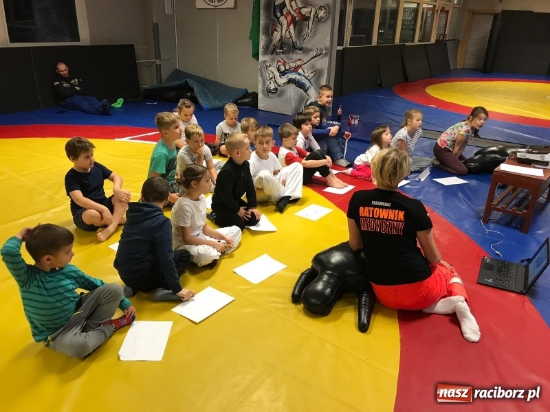 Zdjęcie w galerii na portalu naszraciborz.pl: Zajęcia profilaktyczne w Klubie Łamator  wiadomości z regionu