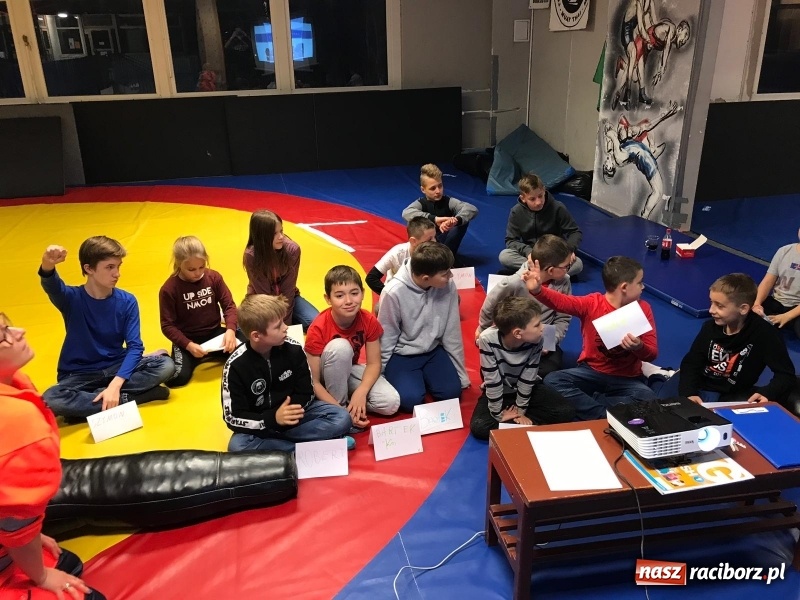 Zdjęcie w galerii na portalu naszraciborz.pl: Zajęcia profilaktyczne w Klubie Łamator  wiadomości z regionu