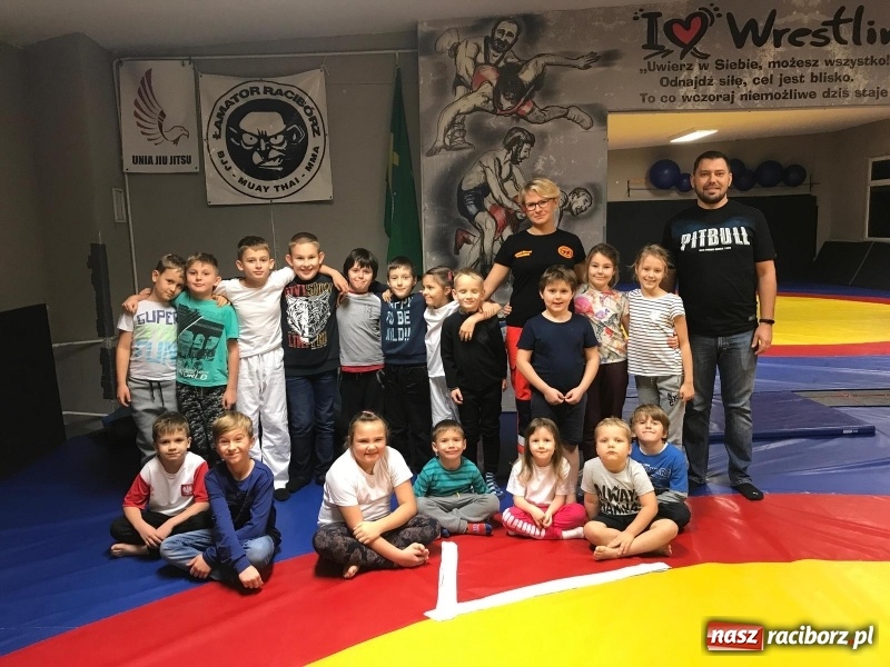 Zdjęcie w galerii na portalu naszraciborz.pl: Zajęcia profilaktyczne w Klubie Łamator  wiadomości z regionu