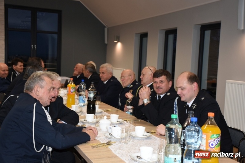 Zdjęcie w galerii na portalu naszraciborz.pl: Spotkanie strażaków weteranów gminy Krzyżanowice  wiadomości z regionu