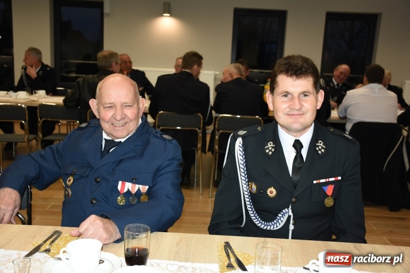 Zdjęcie w galerii na portalu naszraciborz.pl: Spotkanie strażaków weteranów gminy Krzyżanowice  wiadomości z regionu