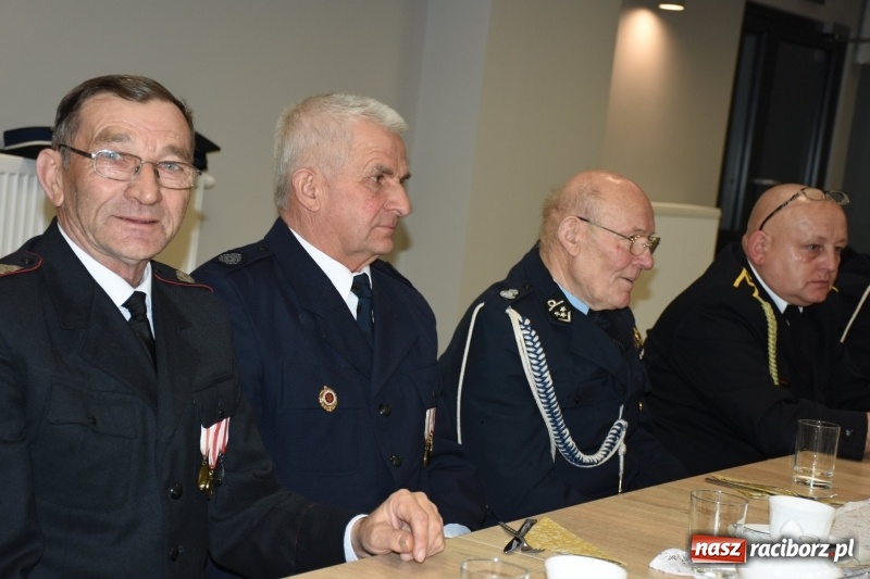 Zdjęcie w galerii na portalu naszraciborz.pl: Spotkanie strażaków weteranów gminy Krzyżanowice  wiadomości z regionu