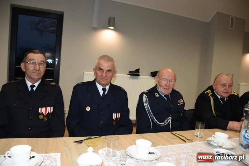 Zdjęcie w galerii na portalu naszraciborz.pl: Spotkanie strażaków weteranów gminy Krzyżanowice  wiadomości z regionu
