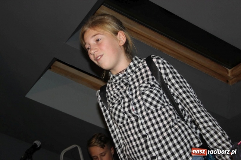 Zdjęcie w galerii na portalu naszraciborz.pl: Kosmiczni wędrowcy na Poddaszu z Głową w Pietraszynie  wiadomości z regionu