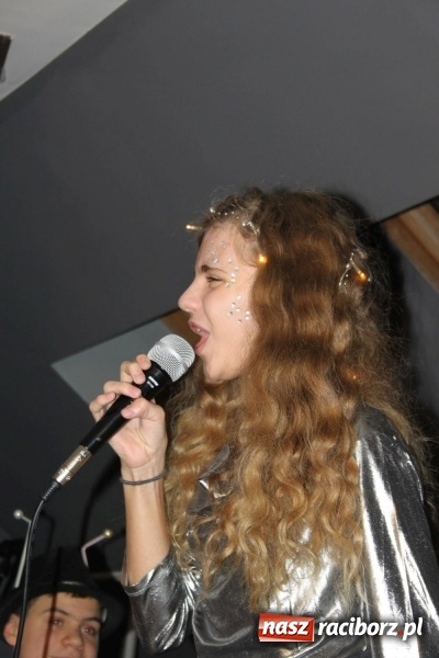 Zdjęcie w galerii na portalu naszraciborz.pl: Kosmiczni wędrowcy na Poddaszu z Głową w Pietraszynie  wiadomości z regionu