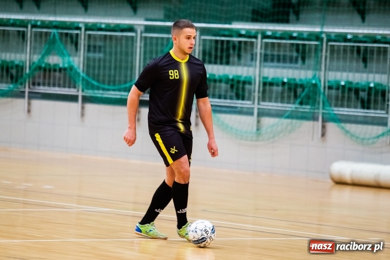 Zdjęcie w galerii na portalu naszraciborz.pl: Sobotnie emocje w HLPN. O wygranej zdecydowała ostatnia akcja wiadomości z regionu