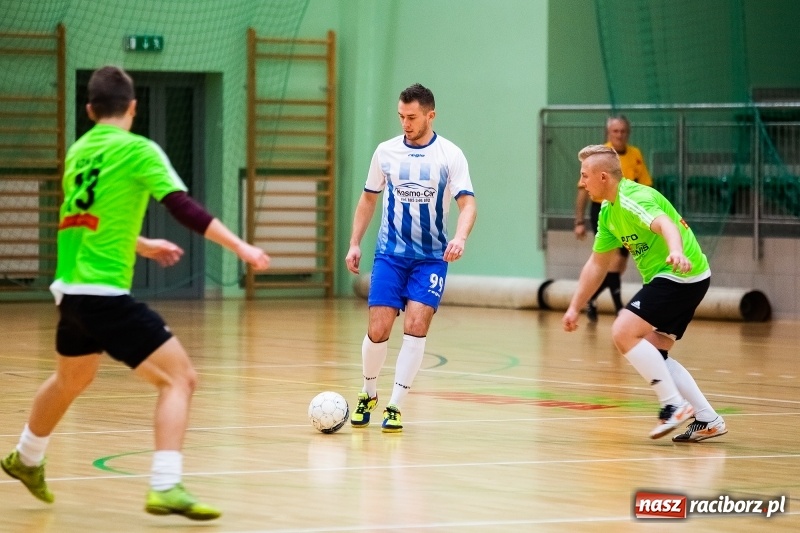 Zdjęcie w galerii na portalu naszraciborz.pl: Sobotnie emocje w HLPN. O wygranej zdecydowała ostatnia akcja wiadomości z regionu