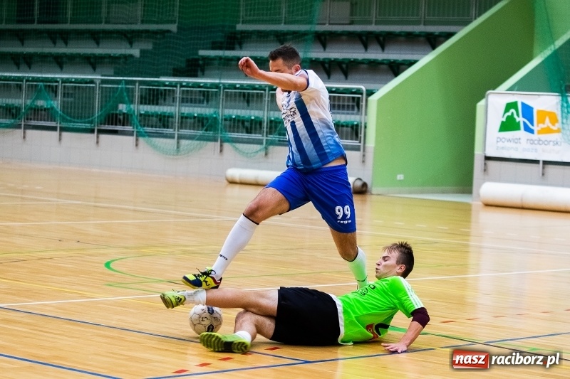 Zdjęcie w galerii na portalu naszraciborz.pl: Sobotnie emocje w HLPN. O wygranej zdecydowała ostatnia akcja wiadomości z regionu