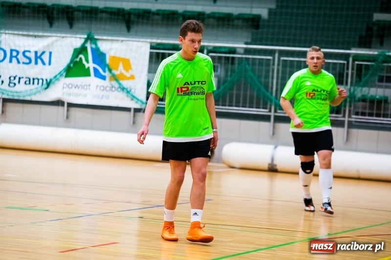 Zdjęcie w galerii na portalu naszraciborz.pl: Sobotnie emocje w HLPN. O wygranej zdecydowała ostatnia akcja wiadomości z regionu