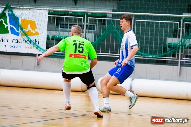 Zdjęcie w galerii na portalu naszraciborz.pl: Sobotnie emocje w HLPN. O wygranej zdecydowała ostatnia akcja wiadomości z regionu