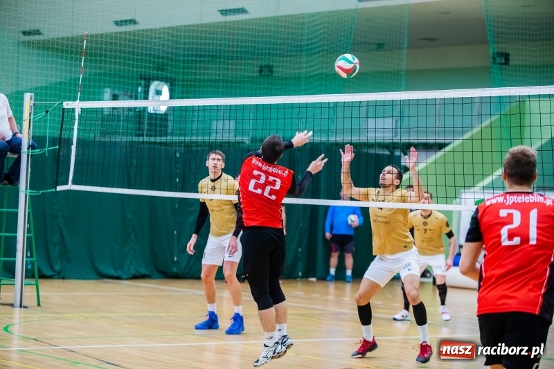 Zdjęcie w galerii na portalu naszraciborz.pl: JP Telebim RLPS. Bez niespodzianek w szóstej kolejce wiadomości z regionu