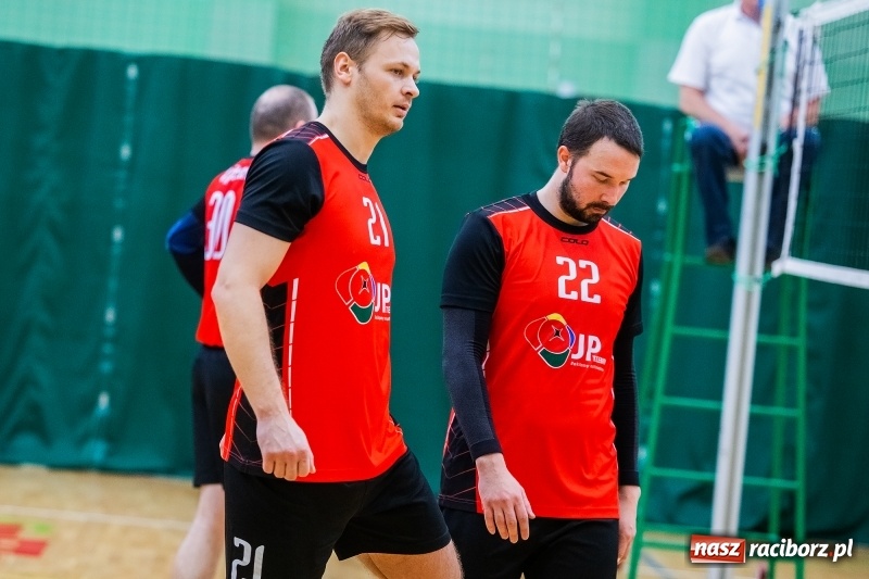 Zdjęcie w galerii na portalu naszraciborz.pl: JP Telebim RLPS. Bez niespodzianek w szóstej kolejce wiadomości z regionu