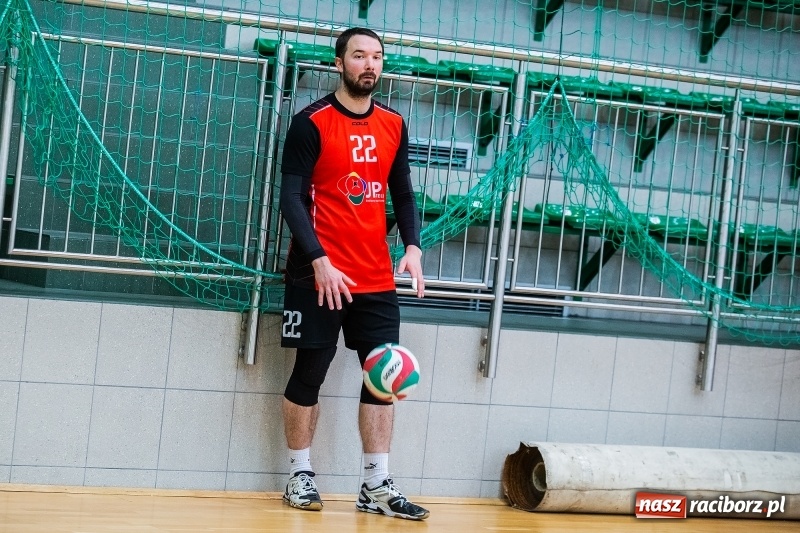 Zdjęcie w galerii na portalu naszraciborz.pl: JP Telebim RLPS. Bez niespodzianek w szóstej kolejce wiadomości z regionu