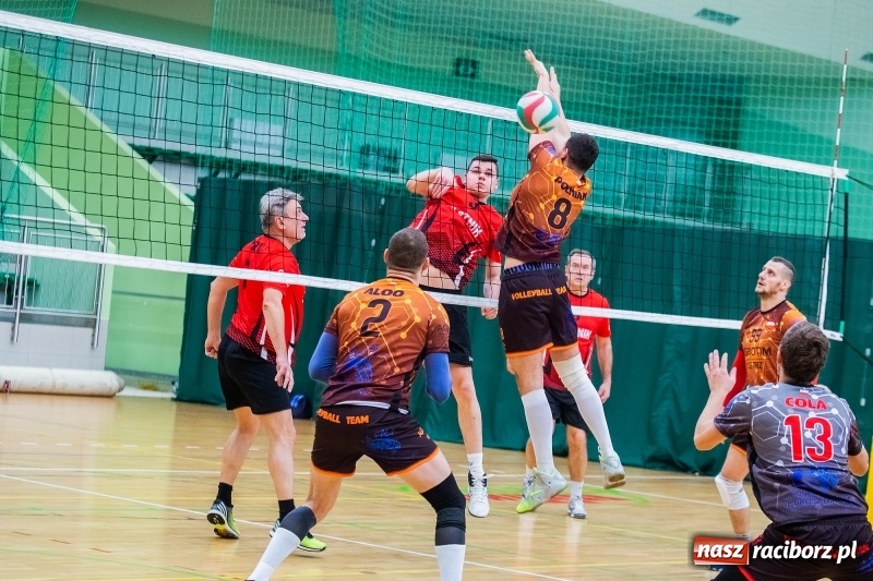 Zdjęcie w galerii na portalu naszraciborz.pl: JP Telebim RLPS. Bez niespodzianek w szóstej kolejce wiadomości z regionu