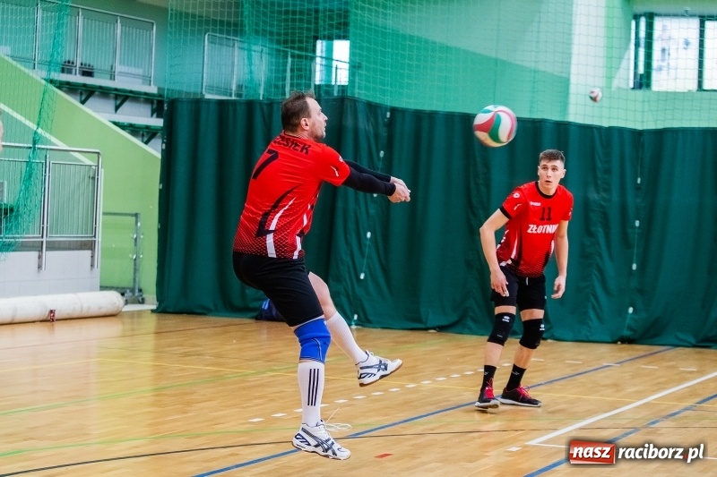 Zdjęcie w galerii na portalu naszraciborz.pl: JP Telebim RLPS. Bez niespodzianek w szóstej kolejce wiadomości z regionu