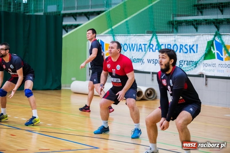 Zdjęcie w galerii na portalu naszraciborz.pl: JP Telebim RLPS. Bez niespodzianek w szóstej kolejce wiadomości z regionu