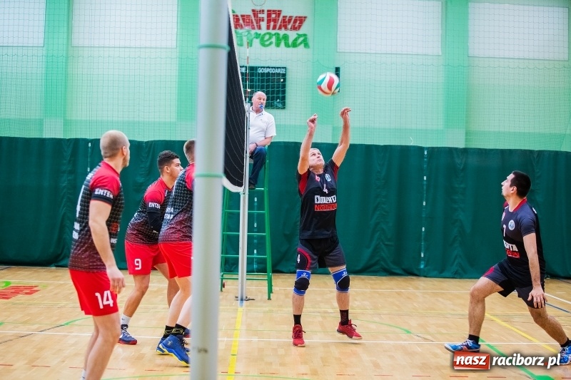 Zdjęcie w galerii na portalu naszraciborz.pl: JP Telebim RLPS. Bez niespodzianek w szóstej kolejce wiadomości z regionu